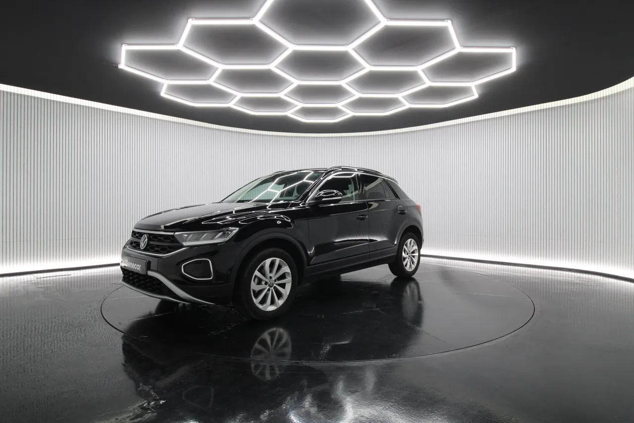Volkswagen T-Roc Gasoline 2 2025