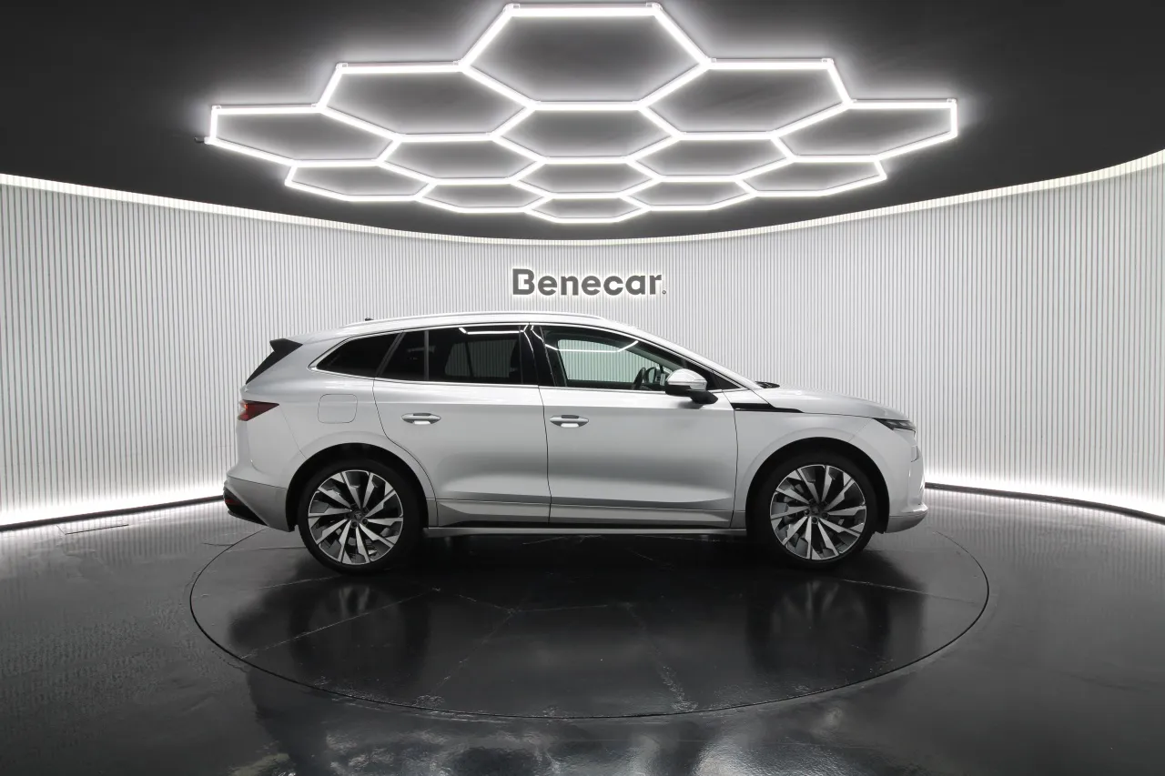 Skoda Enyaq Elétrico 6 2025
