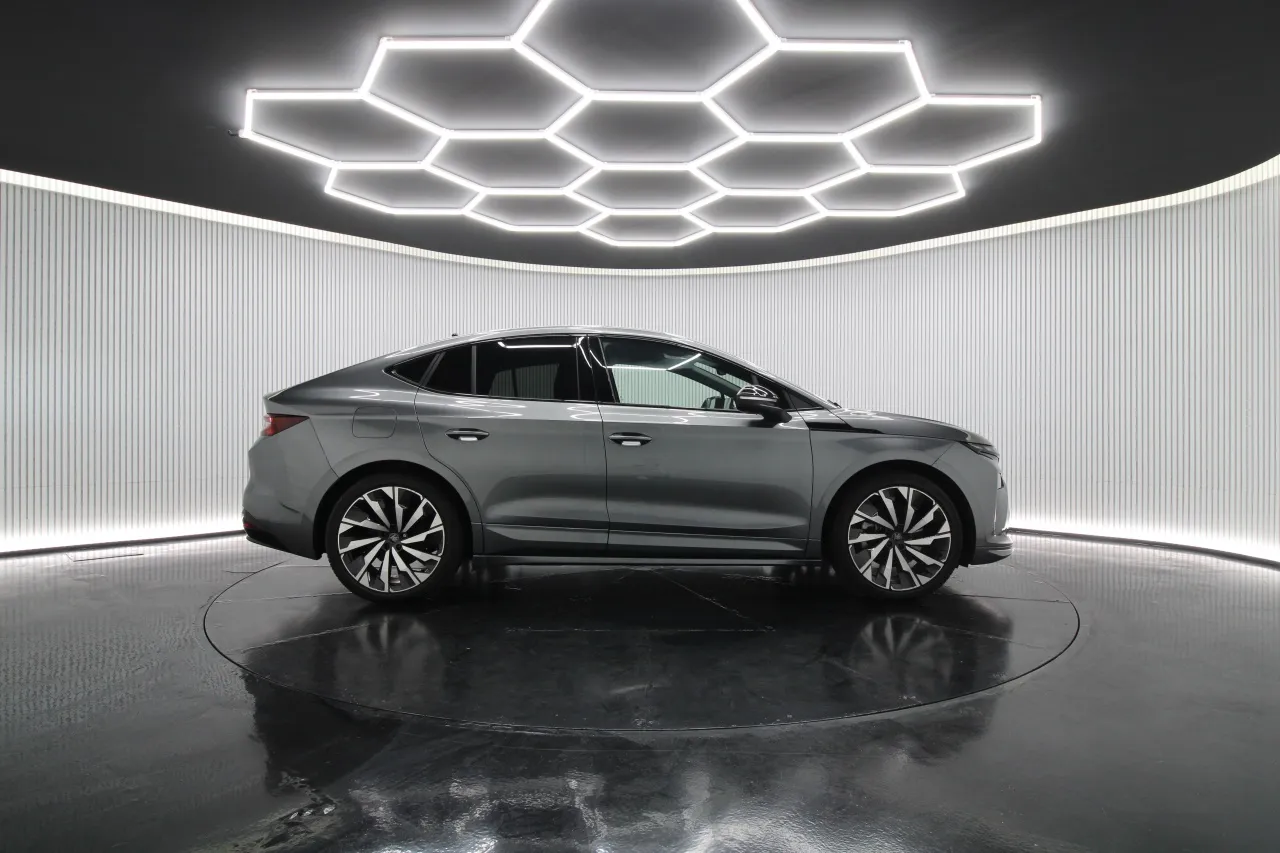 Skoda Enyaq Coupé Elétrico 7 2025