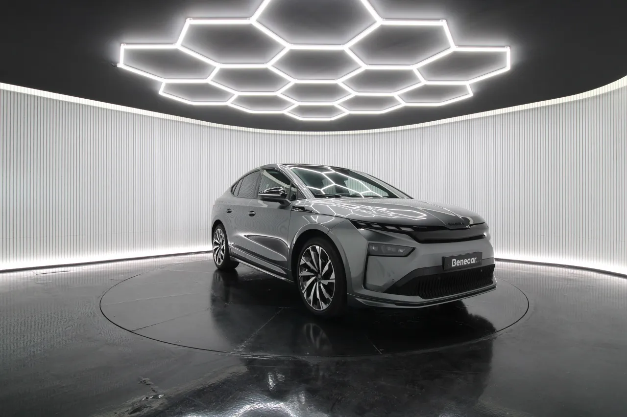 Skoda Enyaq Coupé Elétrico 7 2025