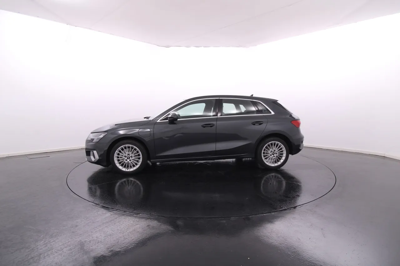 Audi A3 Sportback Electric Gasoline 8 2021
