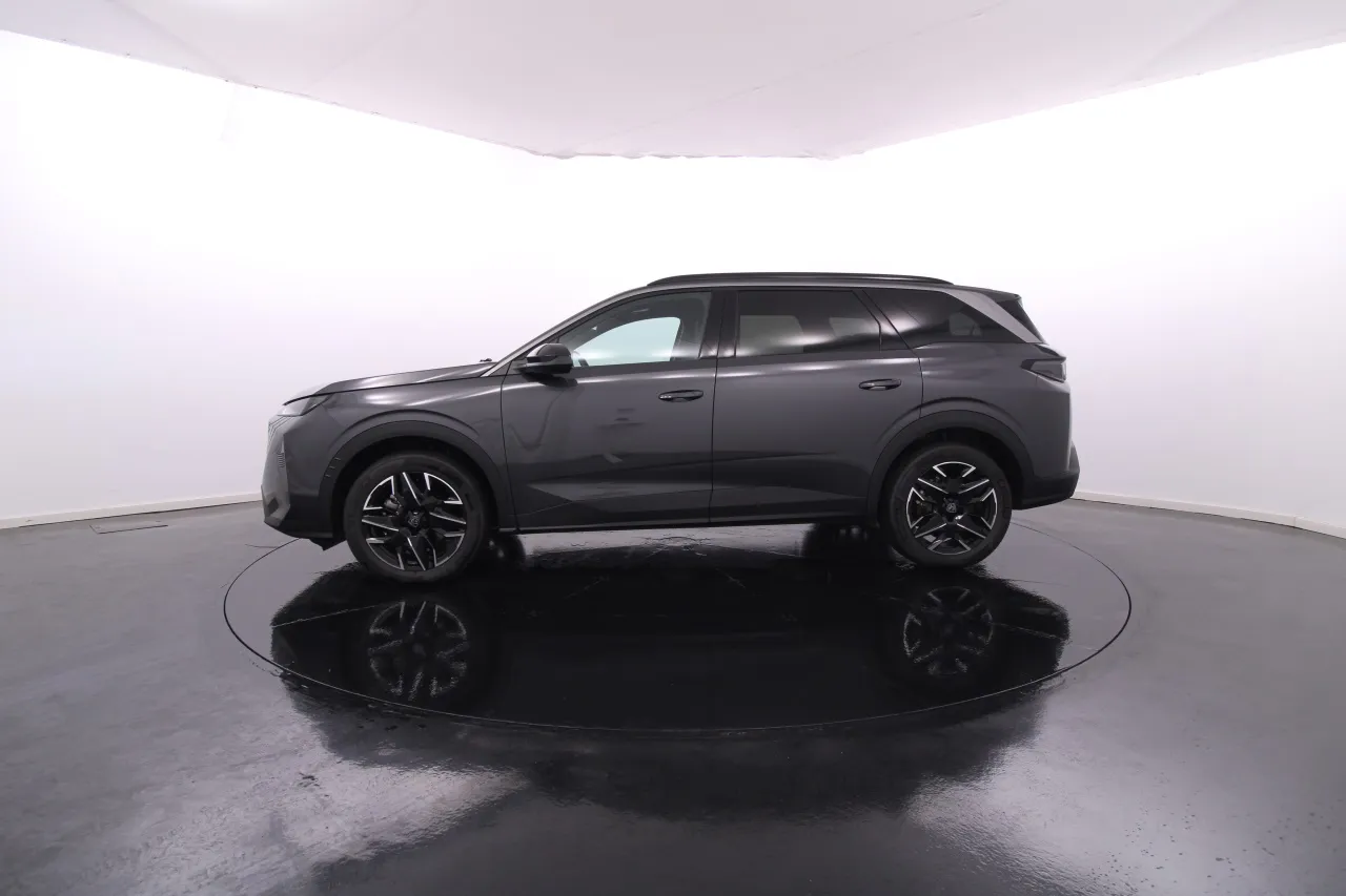 Peugeot 5008 Híbrido Gasolina 8 2025