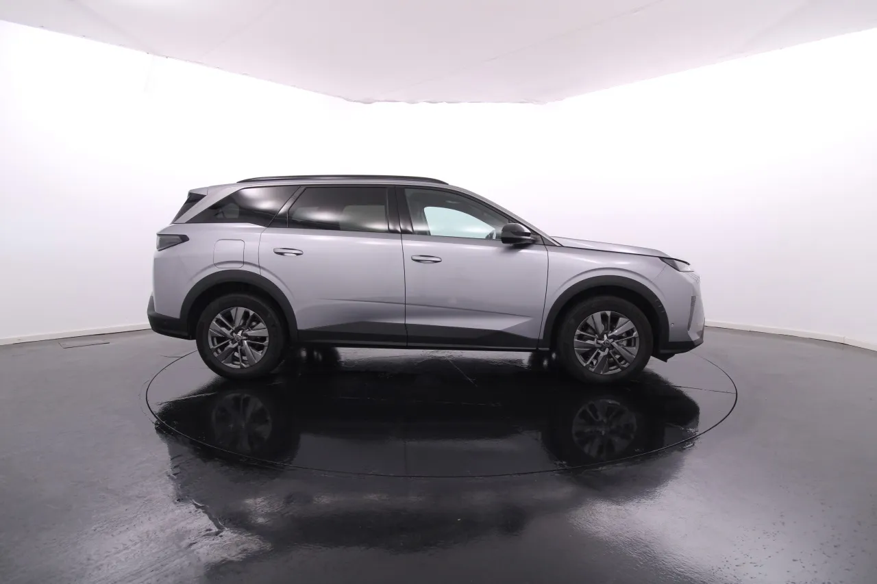 Peugeot 5008 Híbrido Gasolina 12 2025