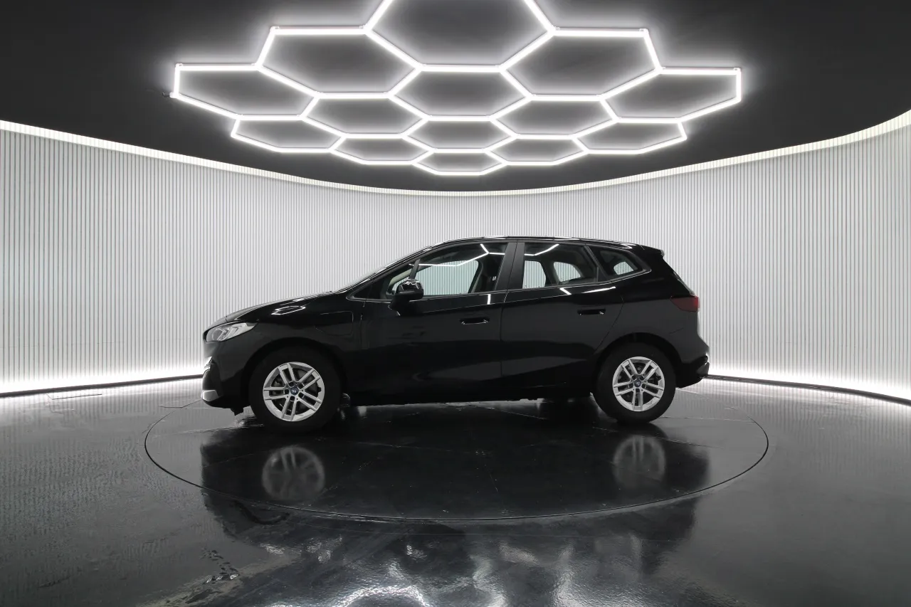 BMW Serie 2 - 225 Active Tourer Elétrico Gasolina 4 2023