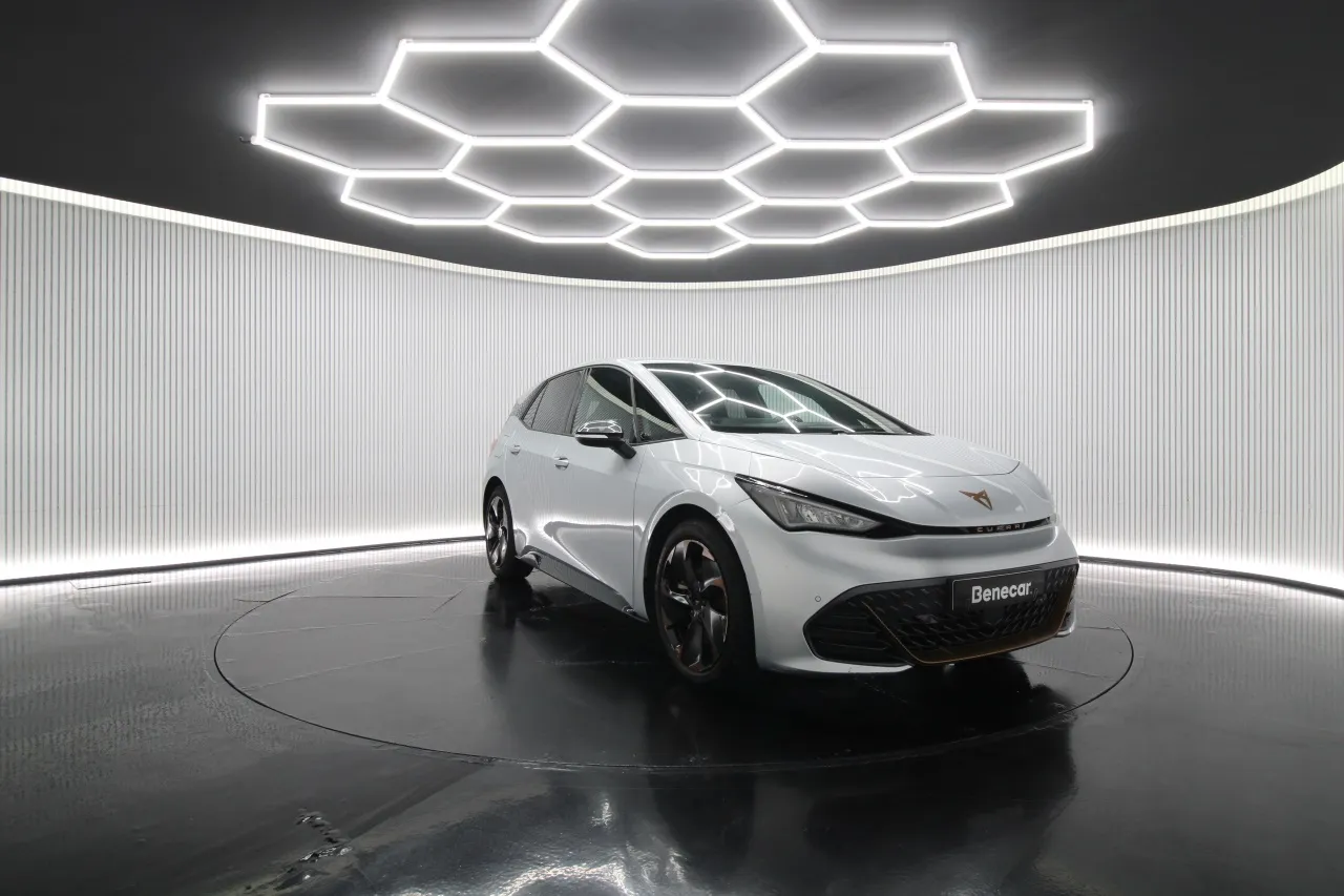 Cupra Born Elétrico 2 2025