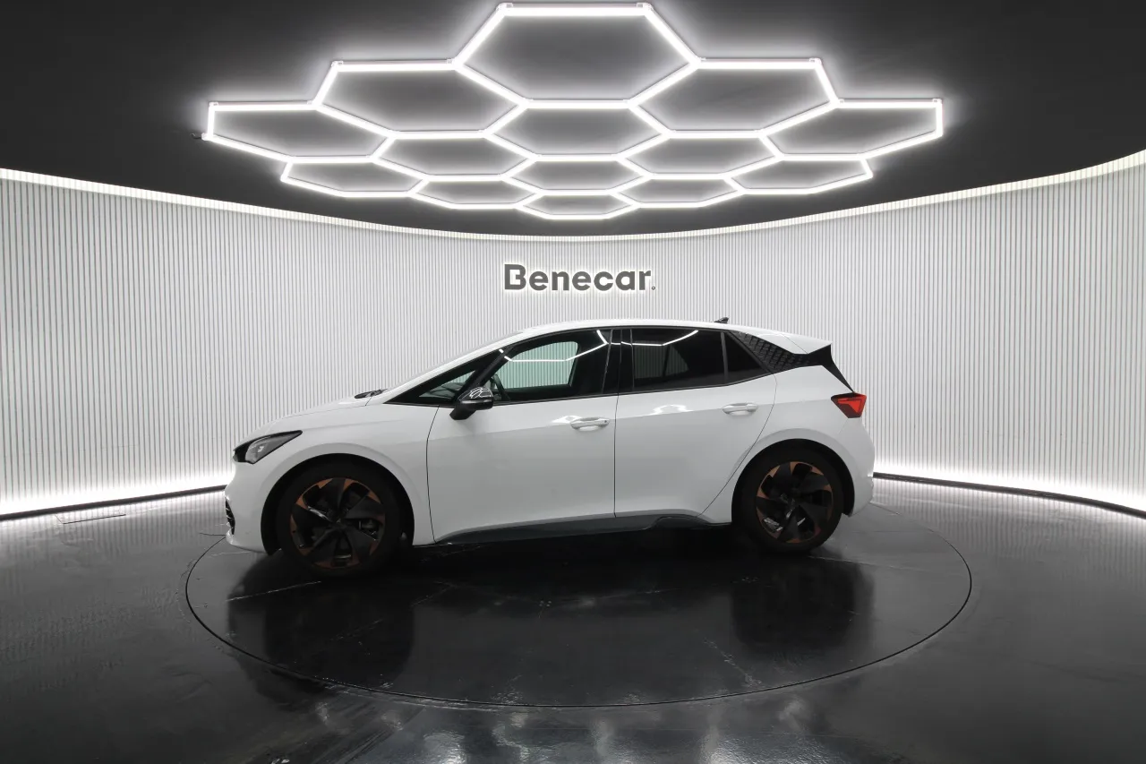 Cupra Born Elétrico 2 2025