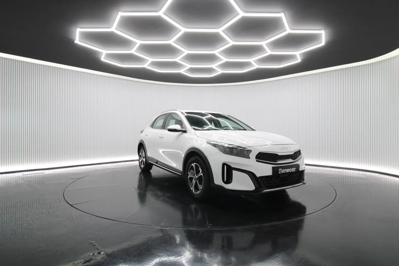 Kia XCeed Elétrico Gasolina 10 2023