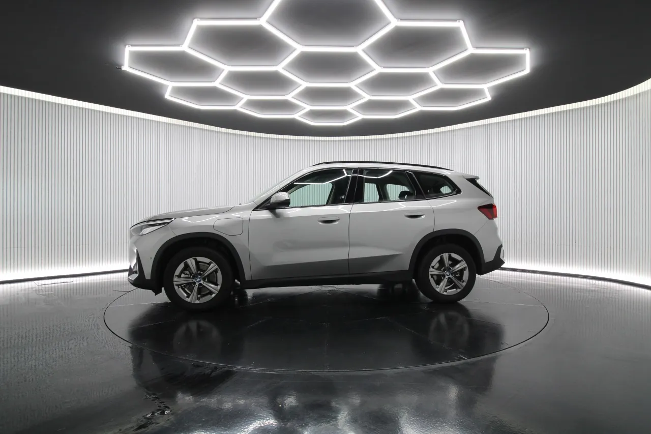 BMW X1 Electric Gasoline 3 2025