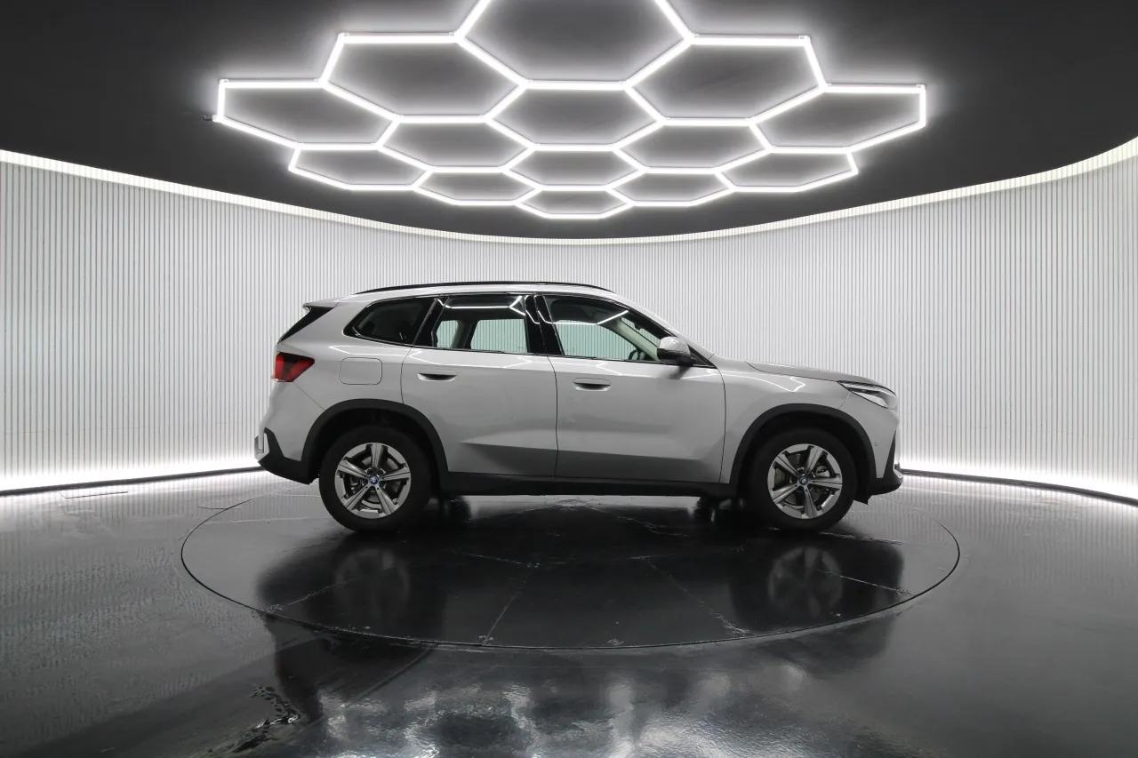 BMW X1 Electric Gasoline 3 2025