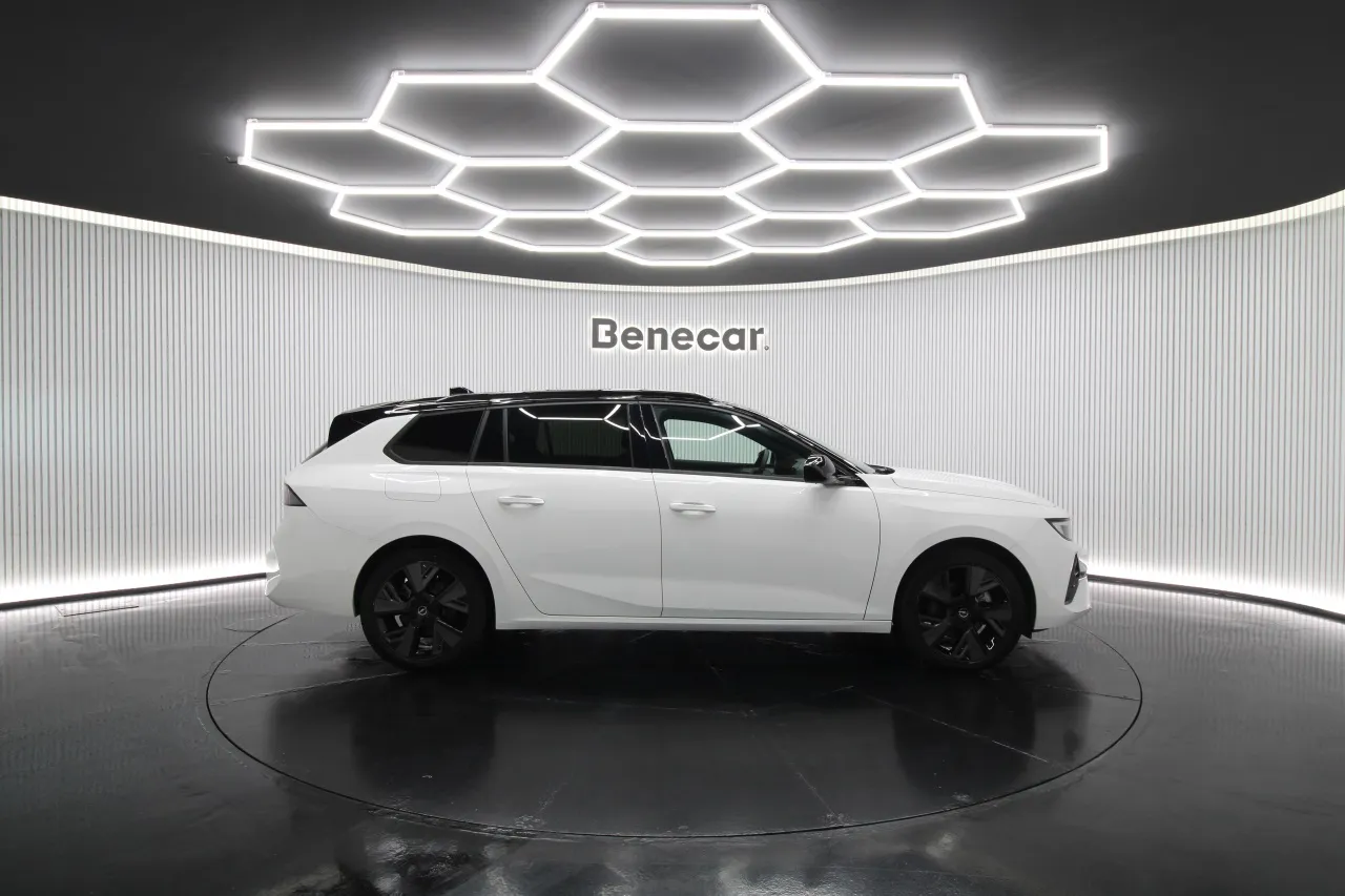 Opel Astra Sports Tourer Elétrico 4 2025