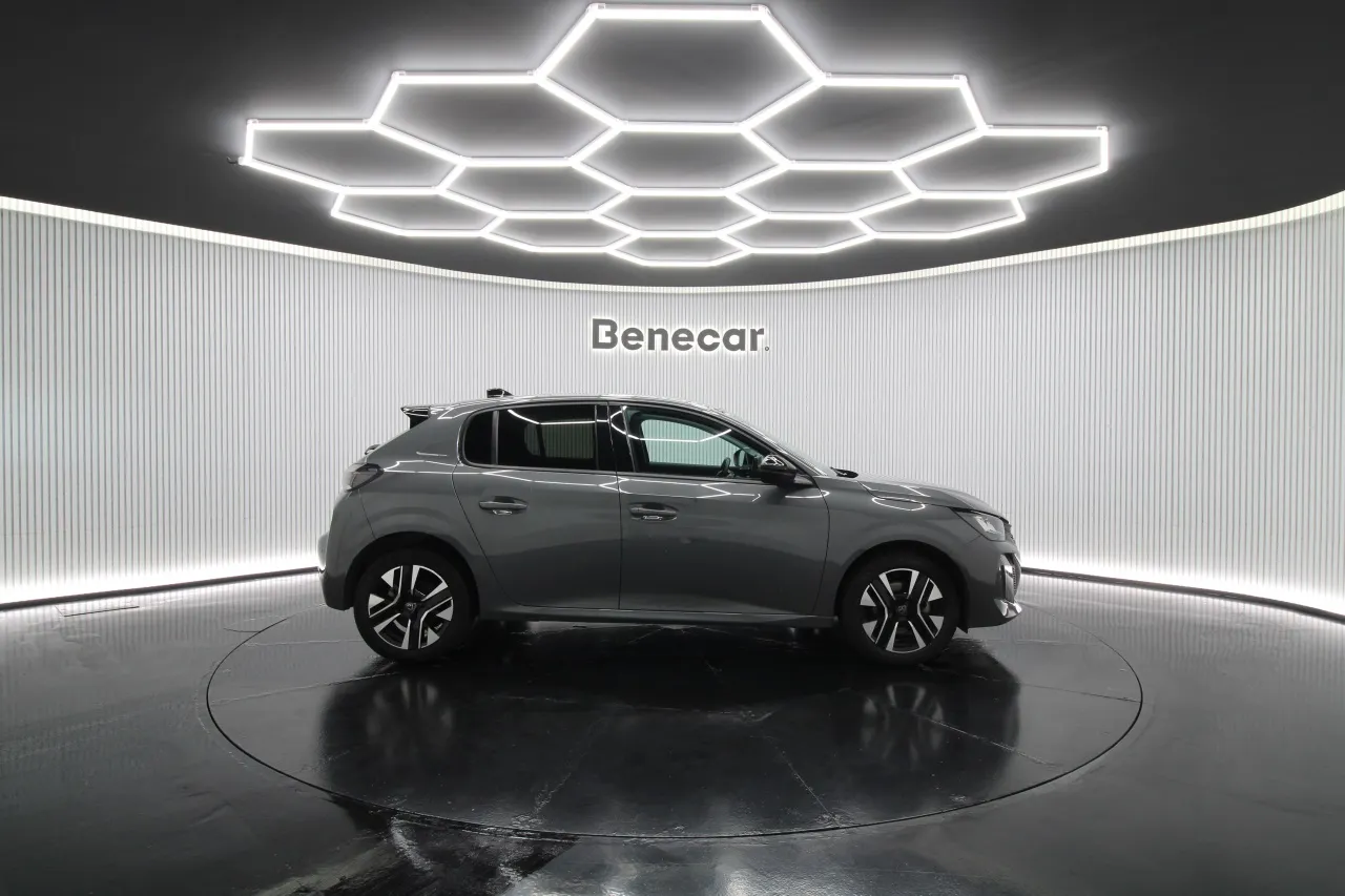 Peugeot 208 Híbrido Gasolina 5 2025