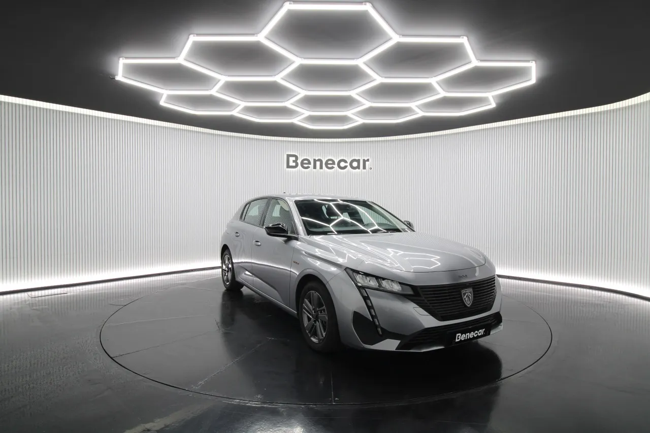 Peugeot 308 Gasoline Hybrid 2 2025