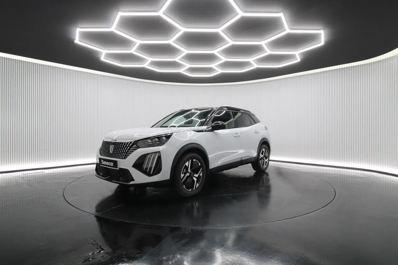 Peugeot e-2008 Electric 5 2025