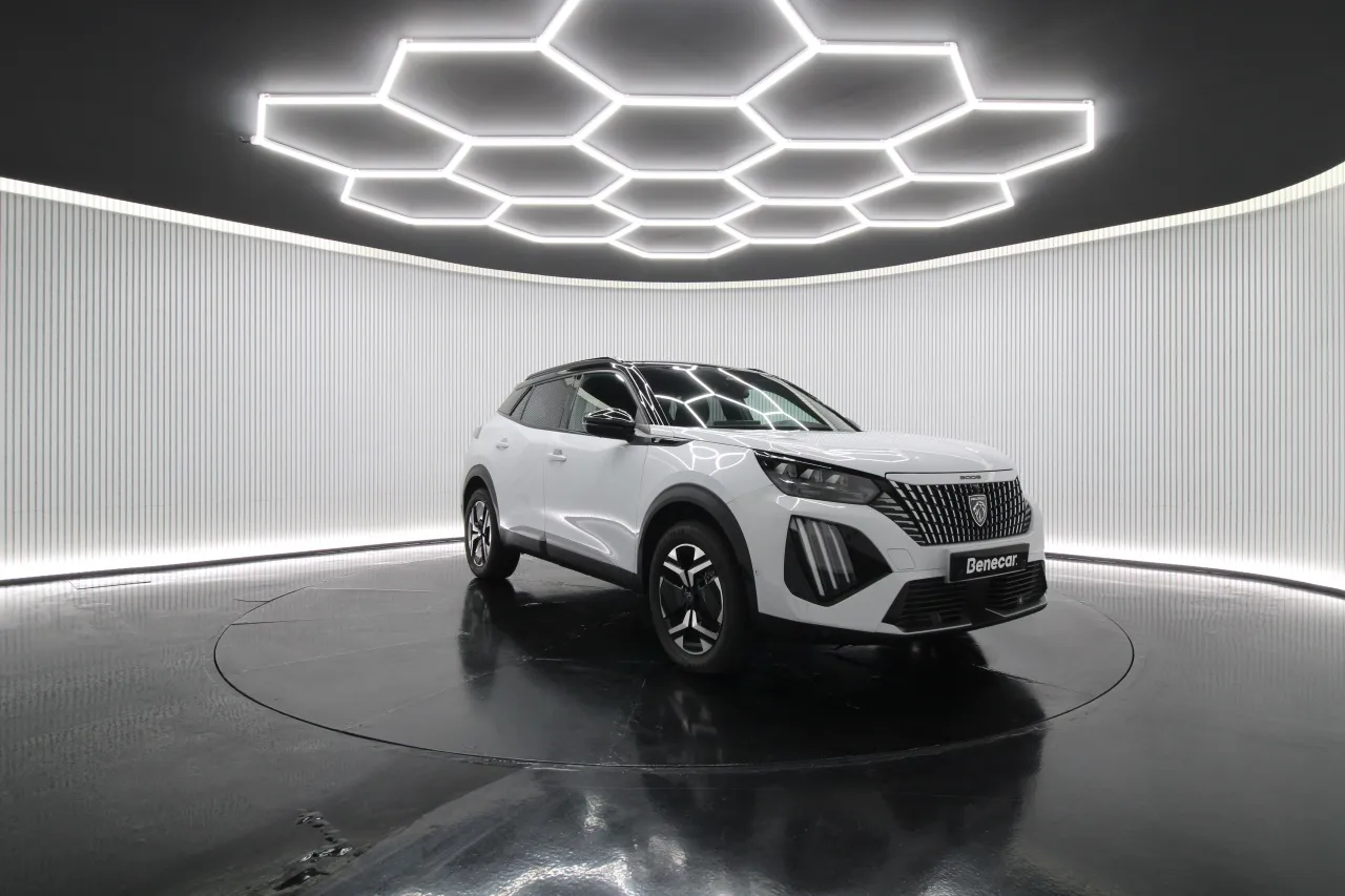 Peugeot e-2008 Elétrico 5 2025