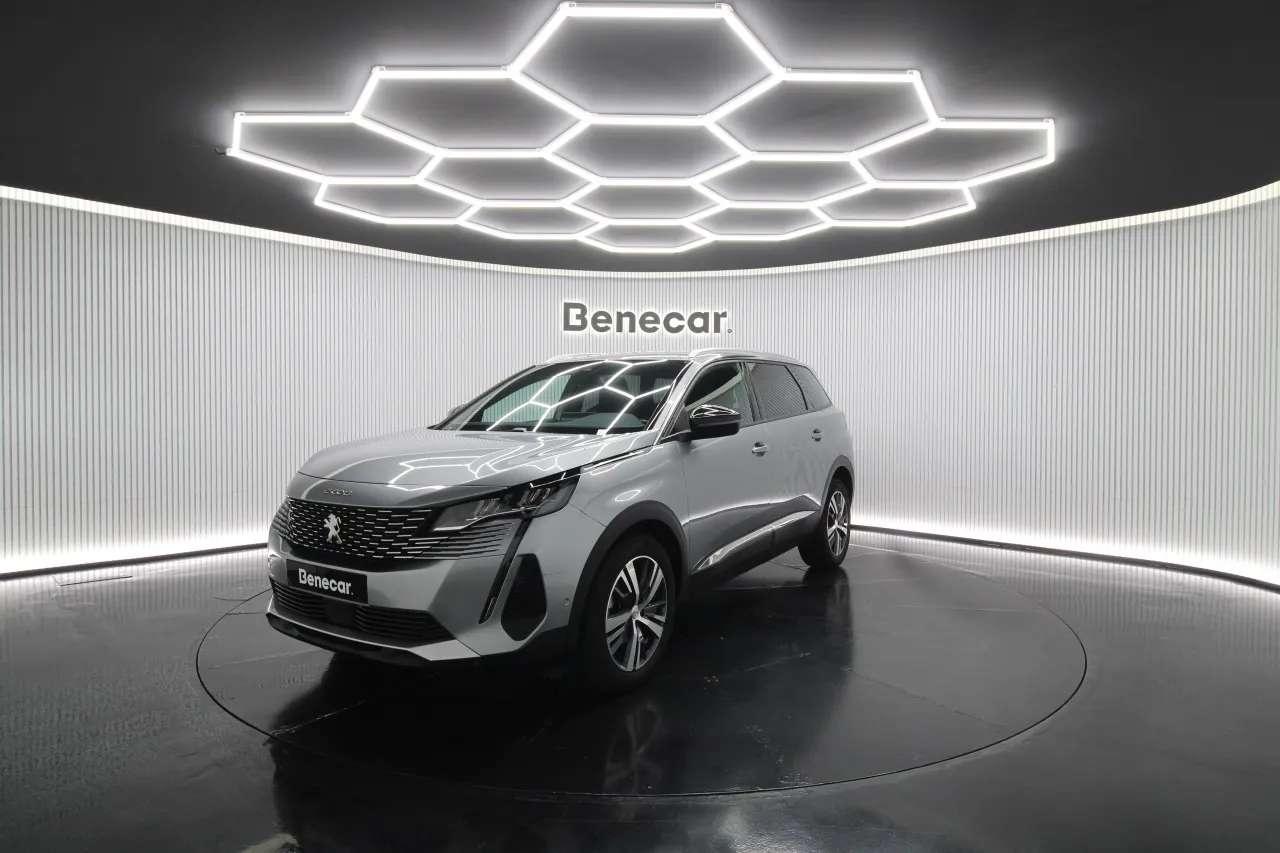 Peugeot 5008 Gasolina 3 2023