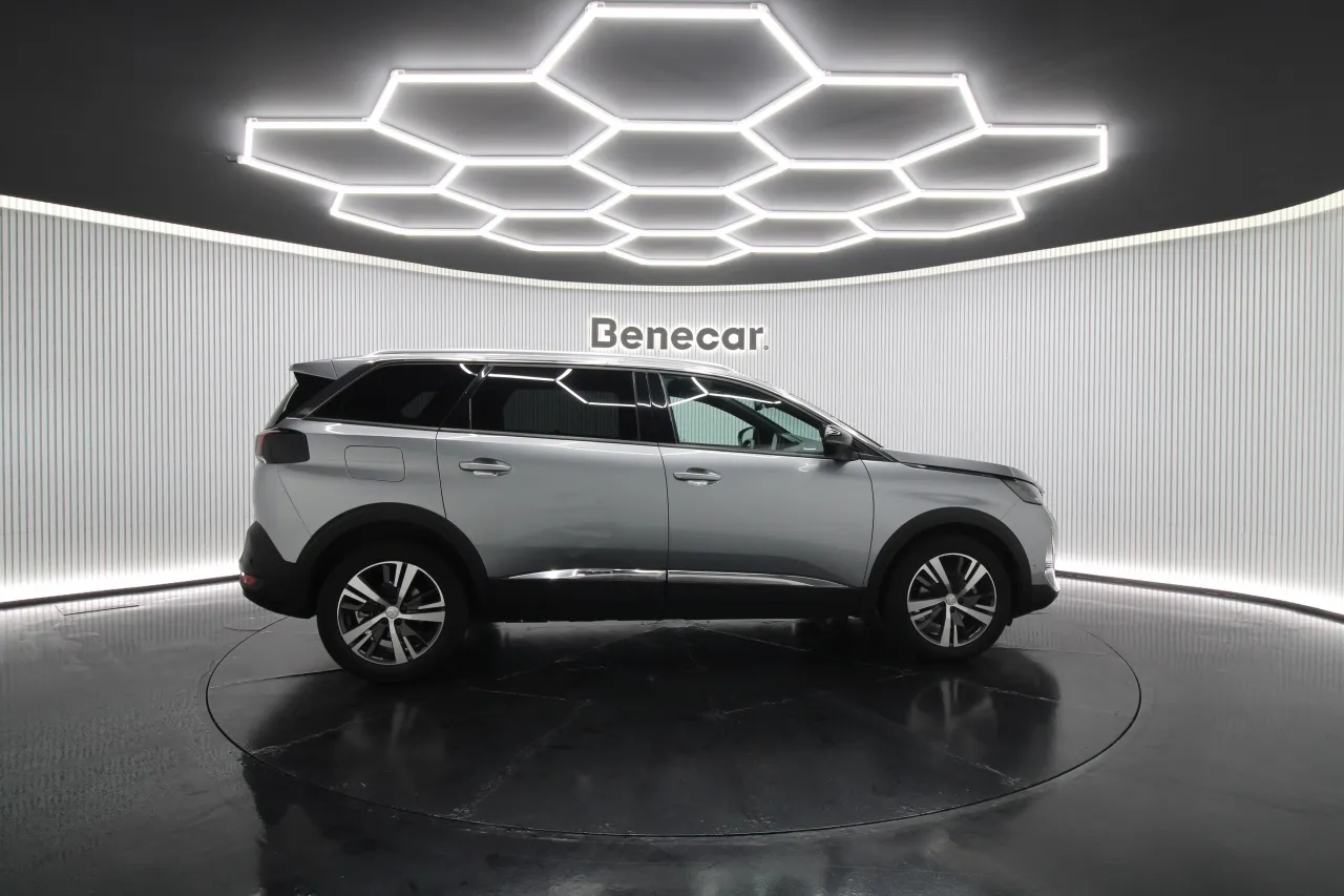Peugeot 5008 Gasolina 3 2023