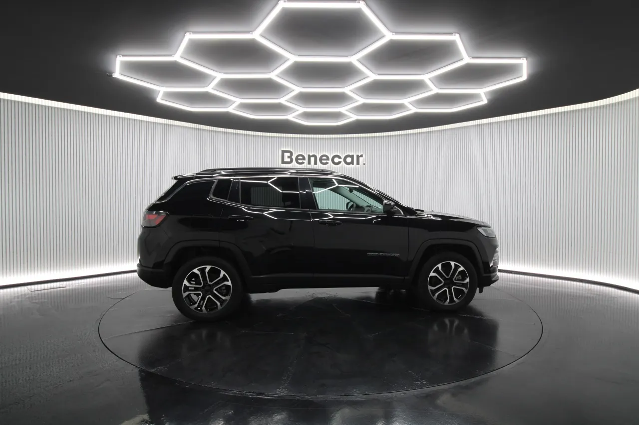 Jeep Compass Elétrico Gasolina 3 2024