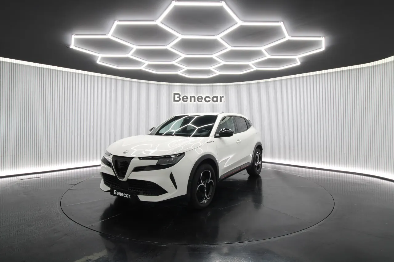 Alfa Romeo Junior Híbrido Gasolina 5 2025
