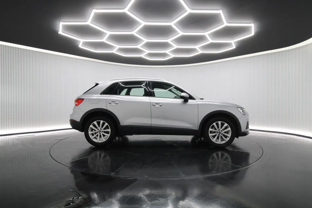 Audi Q3 Elétrico Gasolina 5 2022