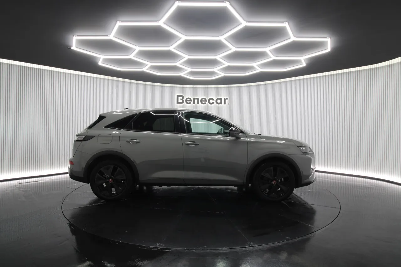 DS DS7 Electric Gasoline 1 2024