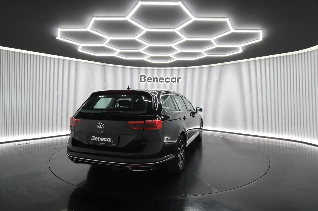 Volkswagen Passat Variant Elétrico Gasolina 4 2021